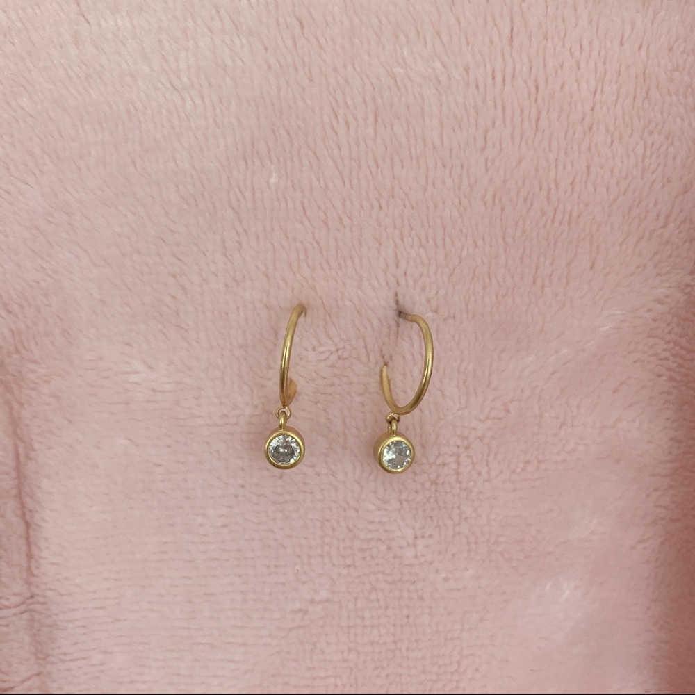 Madewell Dainty Gold Hoop Earring